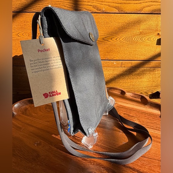 Fjallraven Pocket Bag Dark Gray Crossbody NWT - Picture 6 of 8